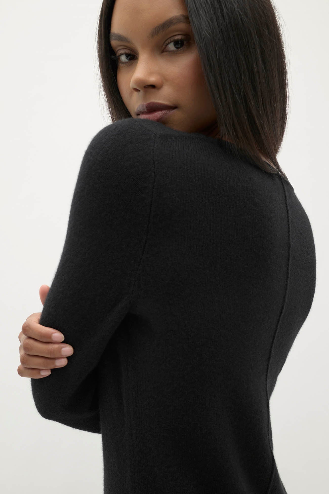 ADDY CREWNECK CASHMERE SWEATER